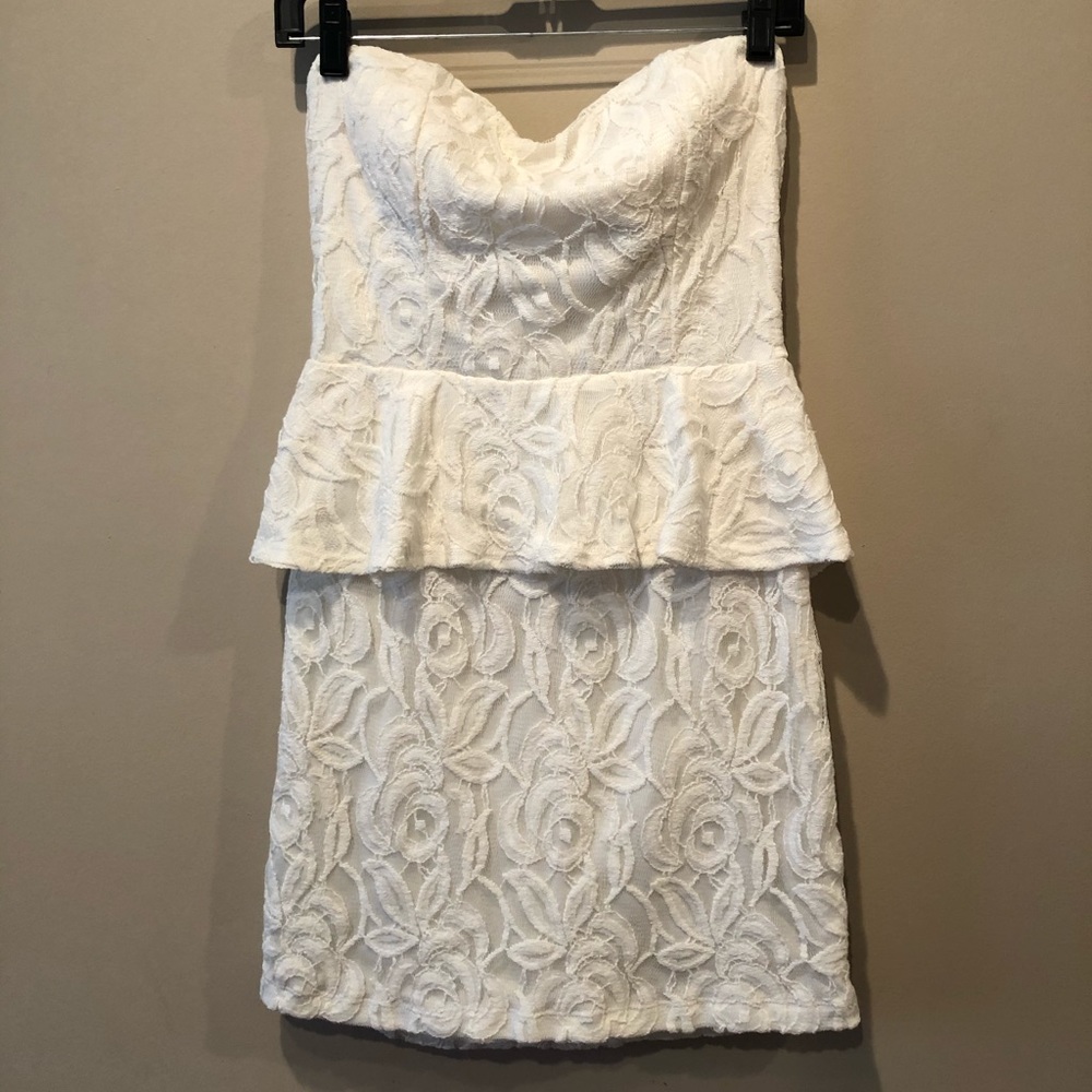 White lace dress